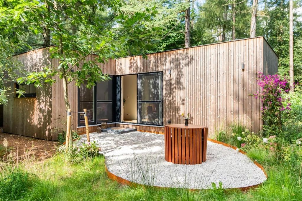 Luxe-Avontuur In Een Romantische Cabin In Het Bos Stekene Esterno foto